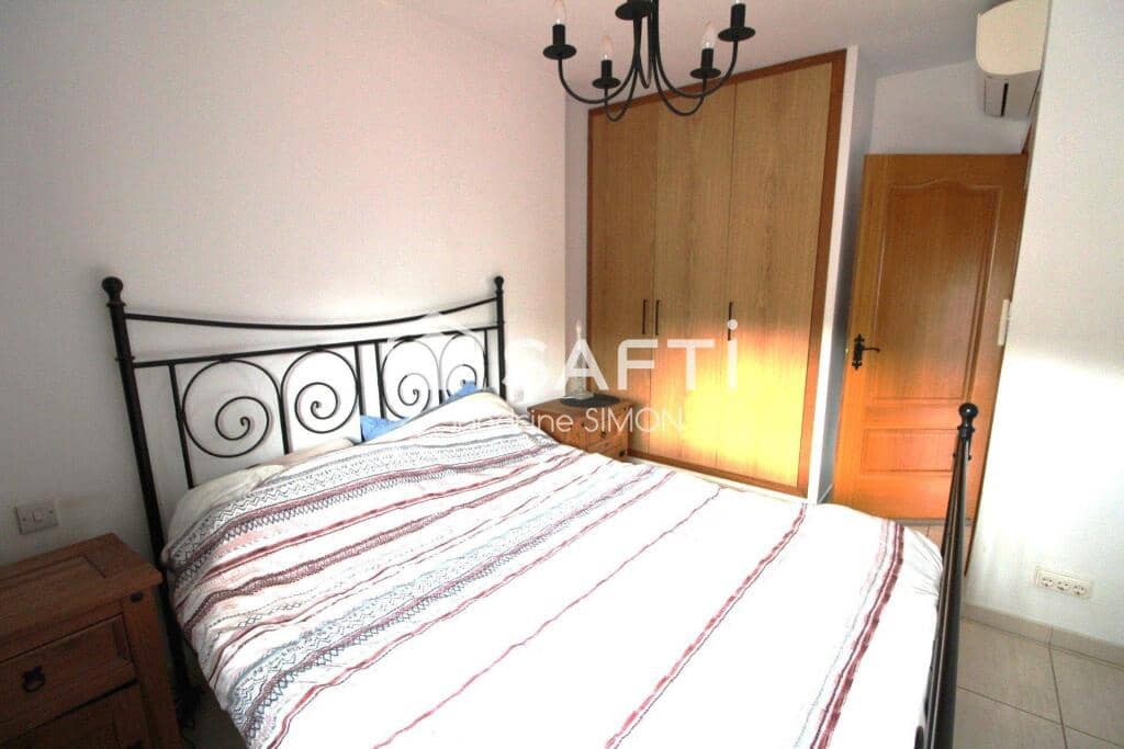 4 bedroom Villa for sale in Lloret de Mar with pool garage - € 270,000 (Ref: 9450976)