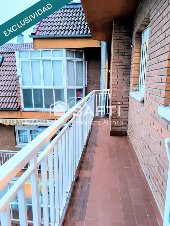 1 bedroom Apartment for sale in Leon city with garage - € 149,000 (Ref: 9450977)