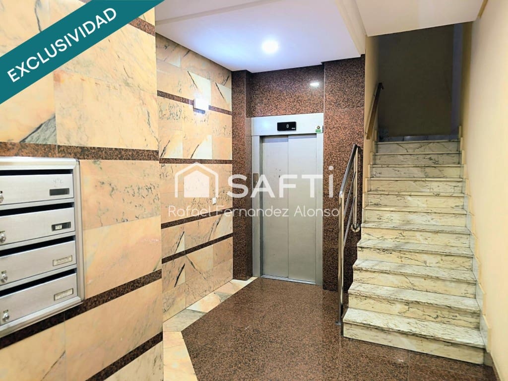 1 bedroom Apartment for sale in Leon city with garage - € 149,000 (Ref: 9450977)