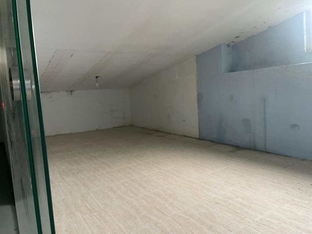 Local Commercial à vendre à Santiago de Compostela avec garage - 96 000 € (Ref: 9450981)