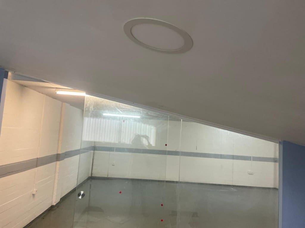 Local Commercial à vendre à Santiago de Compostela avec garage - 96 000 € (Ref: 9450981)
