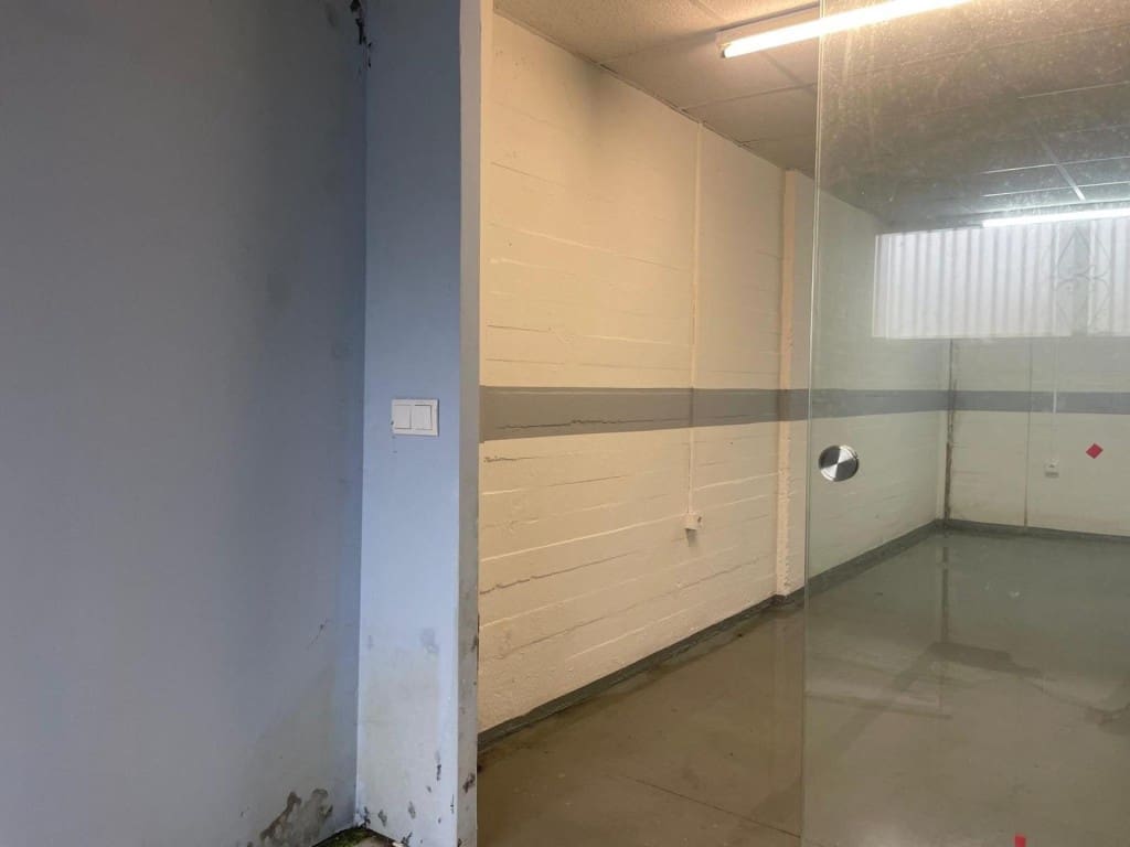 Local Commercial à vendre à Santiago de Compostela avec garage - 96 000 € (Ref: 9450981)