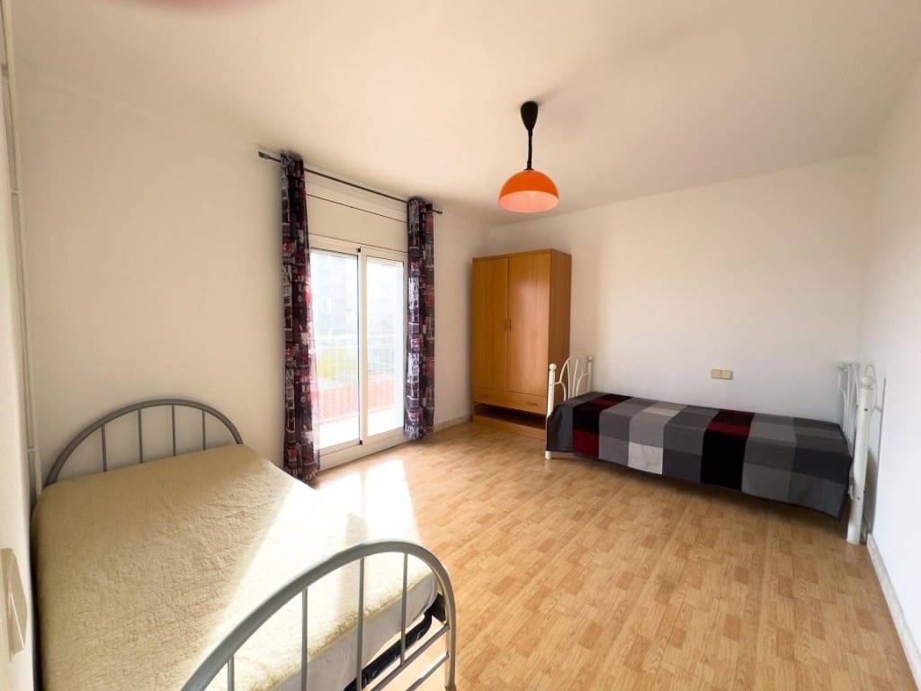 3 sovrum Lägenhet till salu i Blanes - 210 000 € (Ref: 9450982)