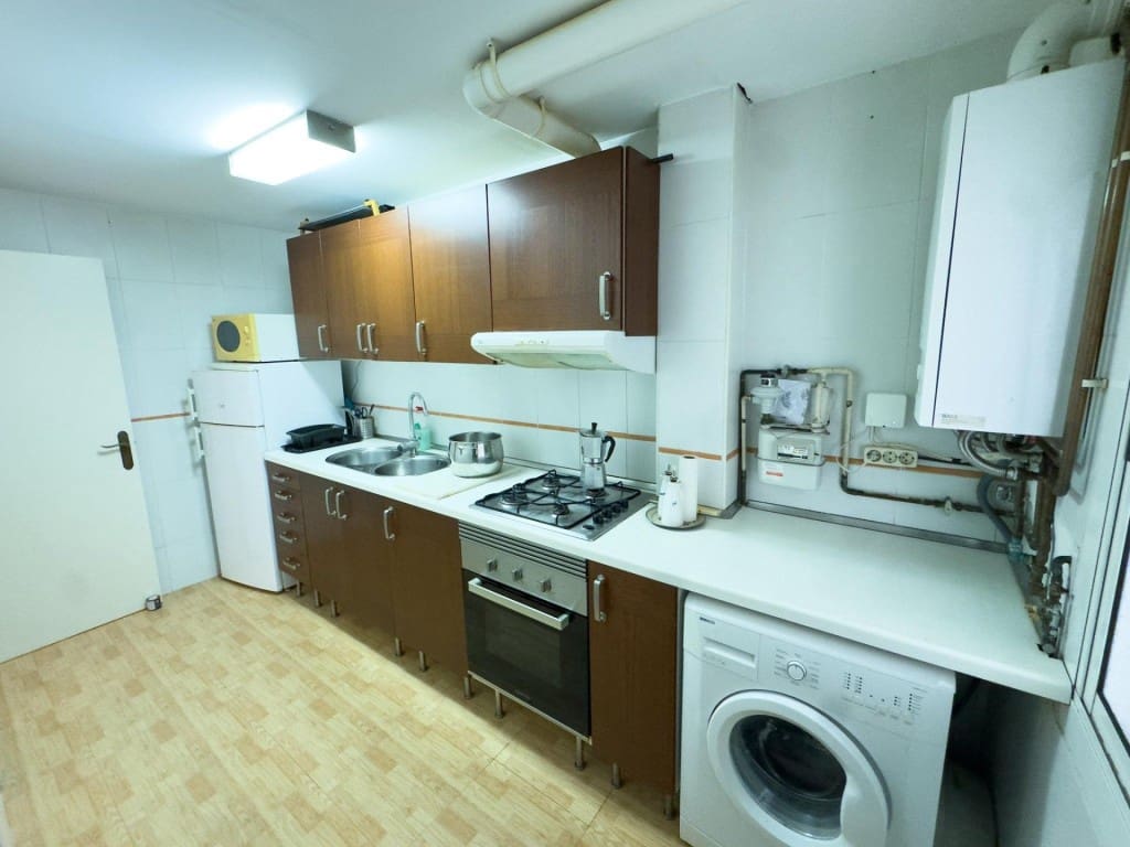 3 sovrum Lägenhet till salu i Blanes - 210 000 € (Ref: 9450982)