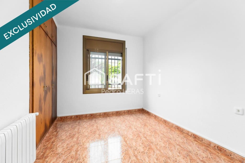 4 soverom Villa til salgs i Fogars de la Selva med garasje - € 270 000 (Ref: 9452011)