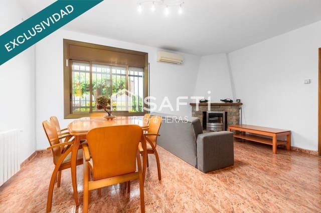 4 soverom Villa til salgs i Fogars de la Selva med garasje - € 270 000 (Ref: 9452011)