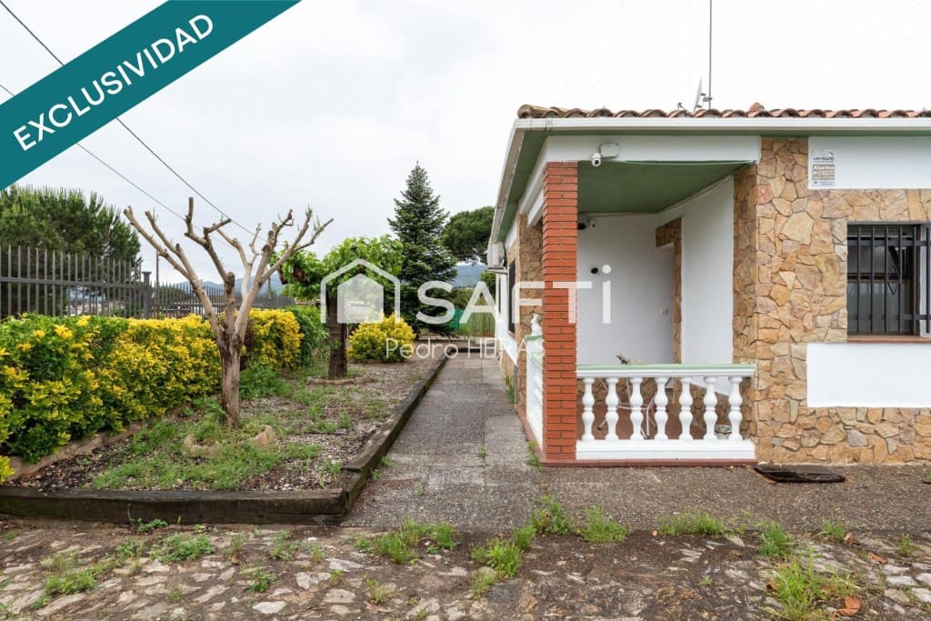 4 soverom Villa til salgs i Fogars de la Selva med garasje - € 270 000 (Ref: 9452011)