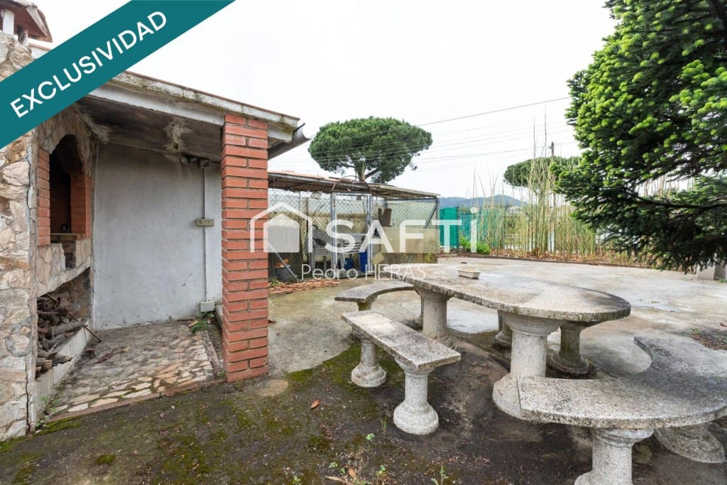 4 soverom Villa til salgs i Fogars de la Selva med garasje - € 270 000 (Ref: 9452011)