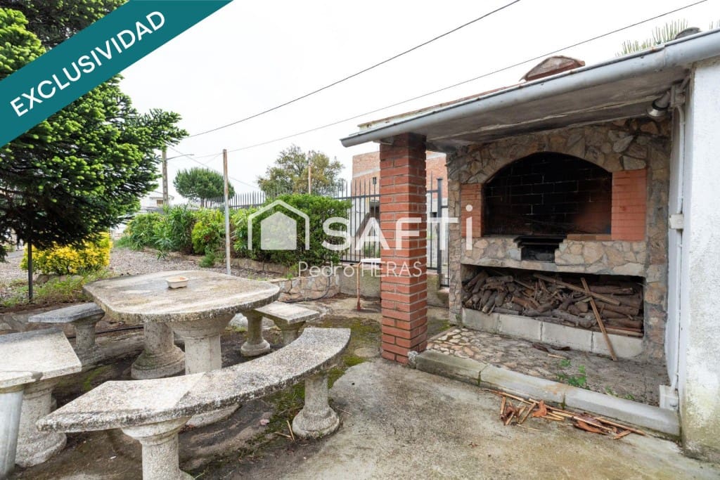 4 soverom Villa til salgs i Fogars de la Selva med garasje - € 270 000 (Ref: 9452011)