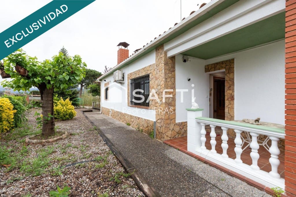 4 soverom Villa til salgs i Fogars de la Selva med garasje - € 270 000 (Ref: 9452011)