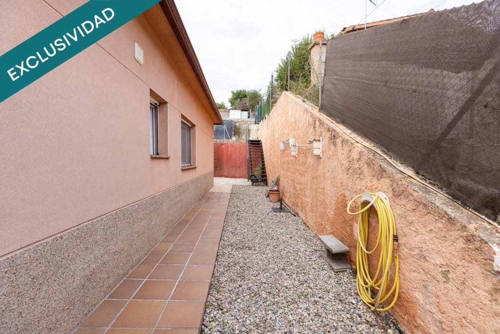 4 soverom Villa til salgs i Fogars de la Selva med svømmebasseng garasje - € 289 500 (Ref: 9452012)