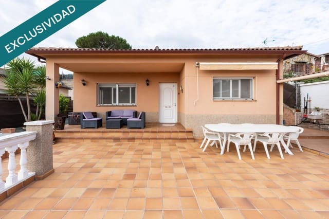 4 soverom Villa til salgs i Fogars de la Selva med svømmebasseng garasje - € 289 500 (Ref: 9452012)