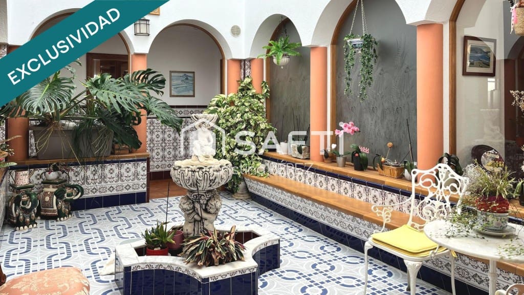 7 bedroom Villa for sale in Blanes - € 1,167,000 (Ref: 9452013)