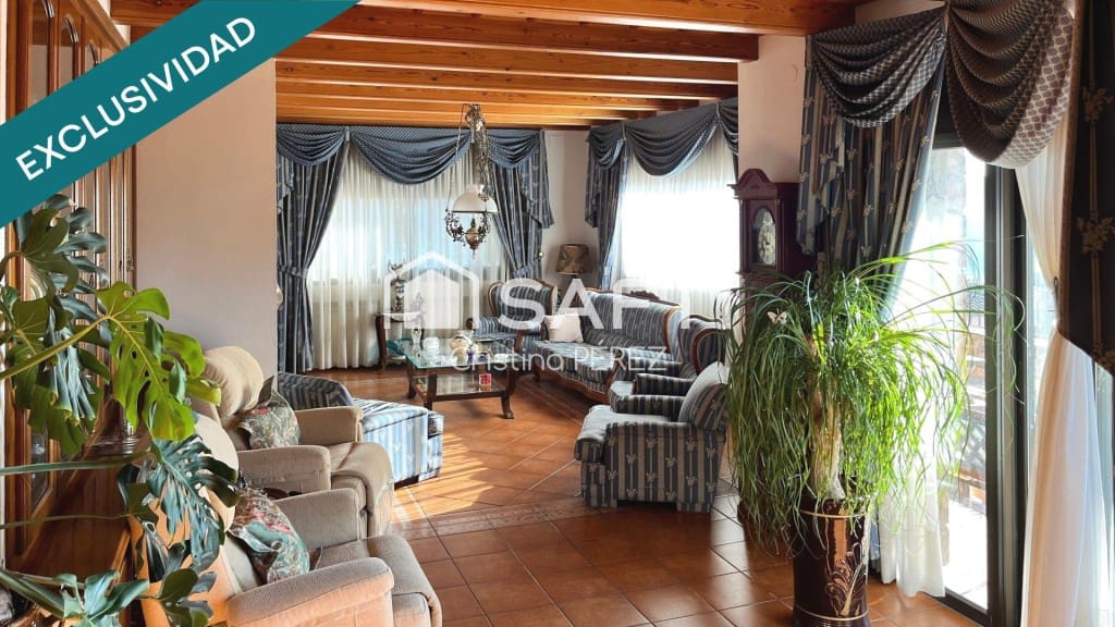 7 bedroom Villa for sale in Blanes - € 1,167,000 (Ref: 9452013)