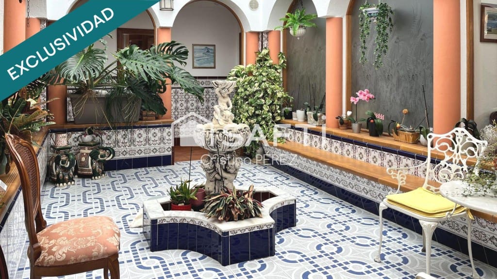 7 bedroom Villa for sale in Blanes - € 1,167,000 (Ref: 9452013)