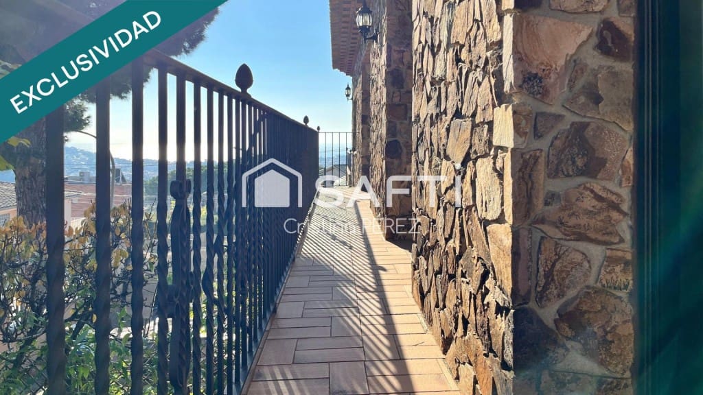 7 bedroom Villa for sale in Blanes - € 1,167,000 (Ref: 9452013)