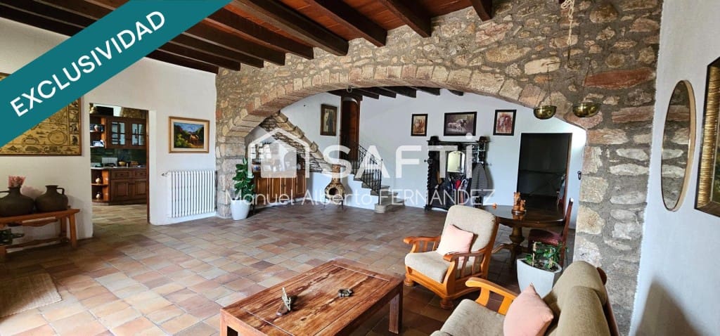 9 sypialnia Willa na sprzedaż w Llica d'Amunt z basenem garażem - 2 800 000 € (Ref: 9452014)