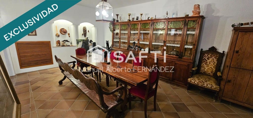 9 sypialnia Willa na sprzedaż w Llica d'Amunt z basenem garażem - 2 800 000 € (Ref: 9452014)