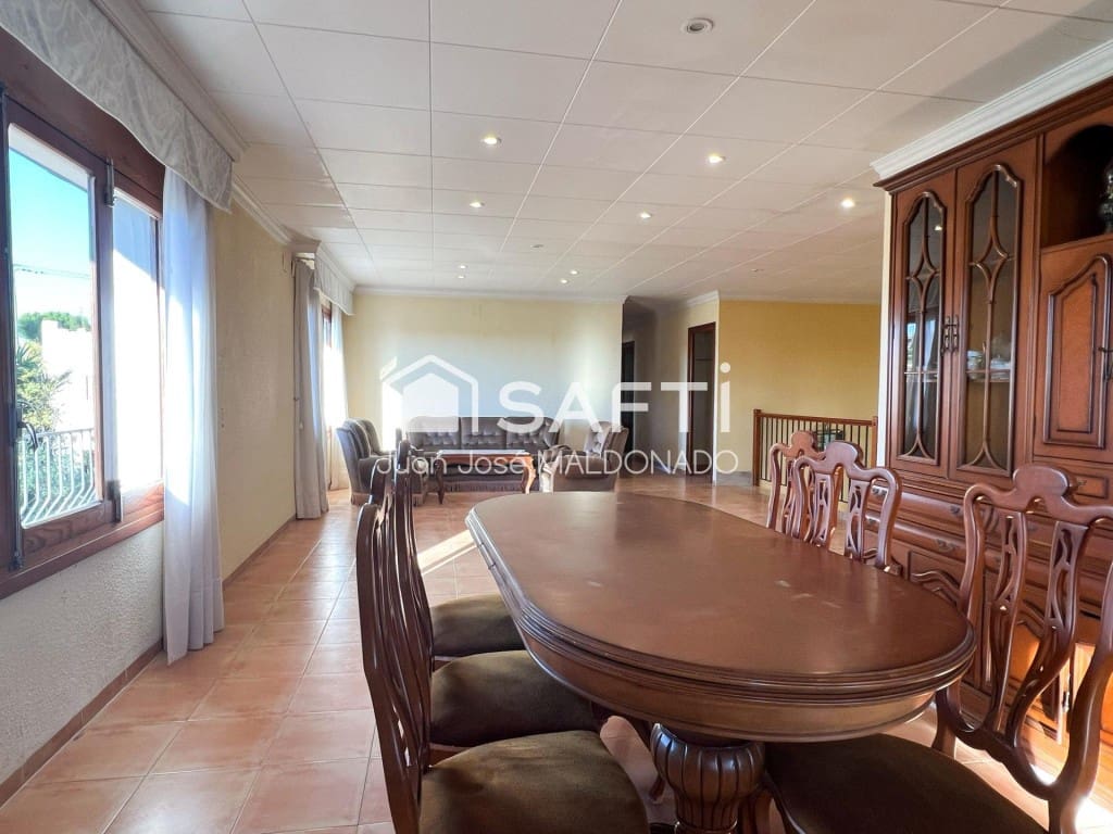 3 soveværelse Finca/Landehus til salg i Benicarlo med garage - € 322.000 (Ref: 9452015)