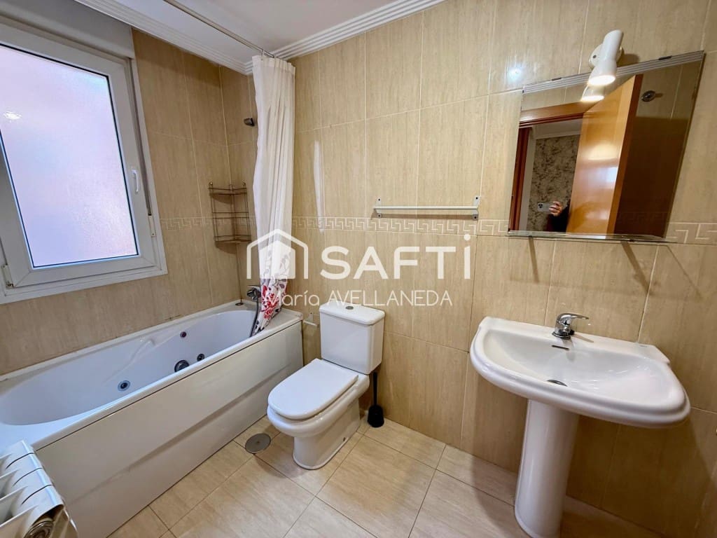 2 slaapkamer Appartement te koop in Valencia de Don Juan met garage - € 75.000 (Ref: 9452017)