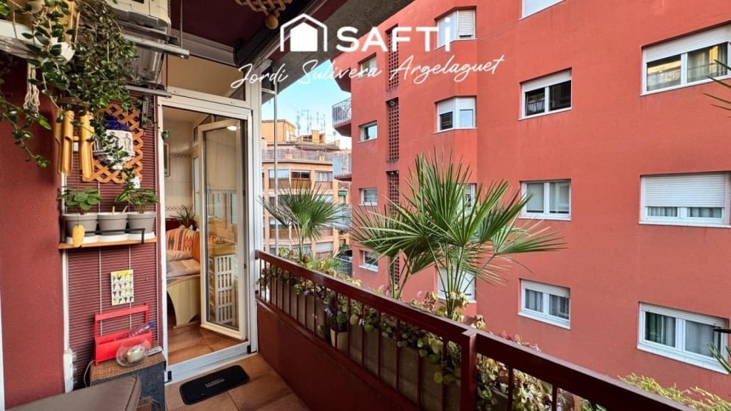 4 sovrum Lägenhet till salu i Girona stad - 480 000 € (Ref: 9452018)