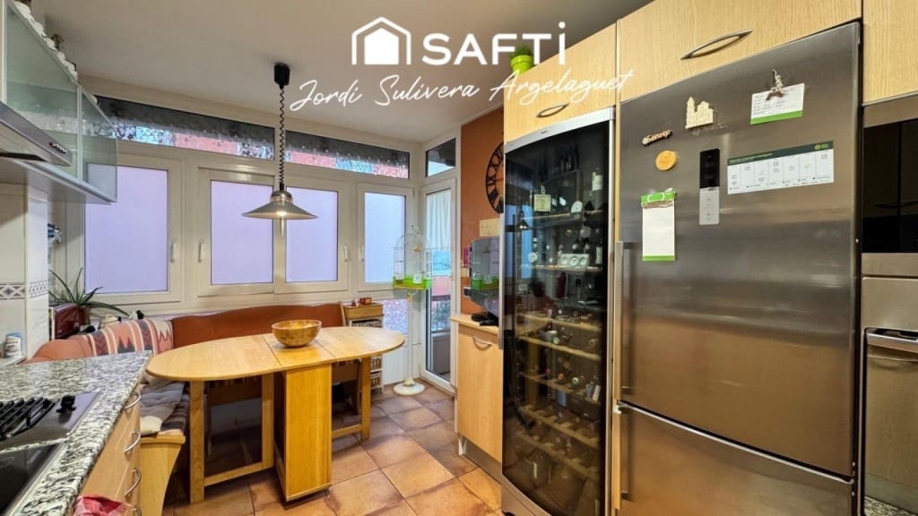 4 sovrum Lägenhet till salu i Girona stad - 480 000 € (Ref: 9452018)