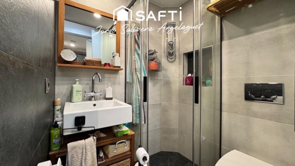 4 sovrum Lägenhet till salu i Girona stad - 480 000 € (Ref: 9452018)