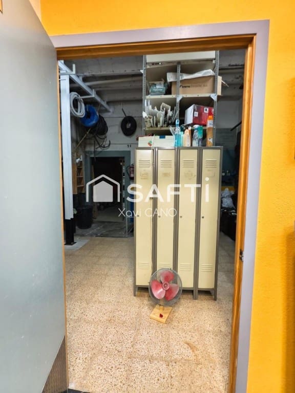 Komercyjne na sprzedaż w Barbera del Valles - 166 000 € (Ref: 9452020)