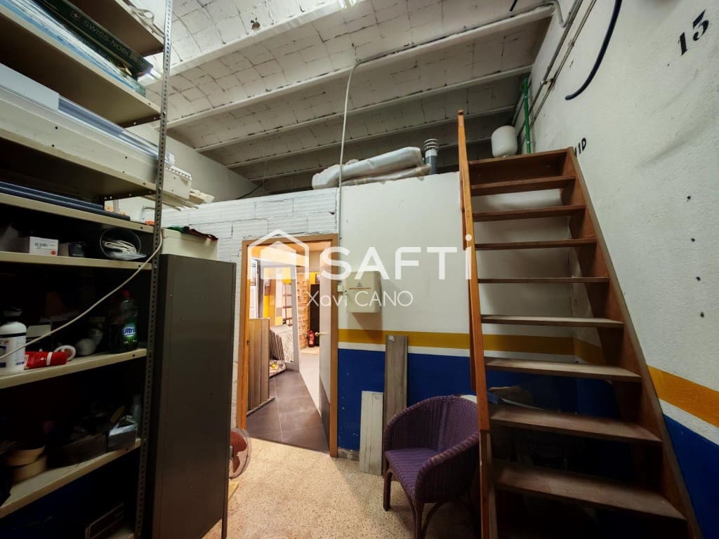 Komercyjne na sprzedaż w Barbera del Valles - 166 000 € (Ref: 9452020)