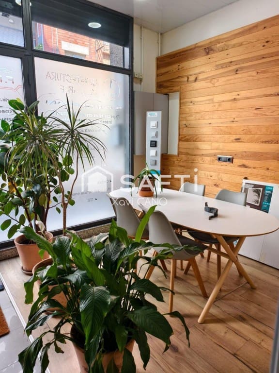 Komercyjne na sprzedaż w Barbera del Valles - 166 000 € (Ref: 9452020)