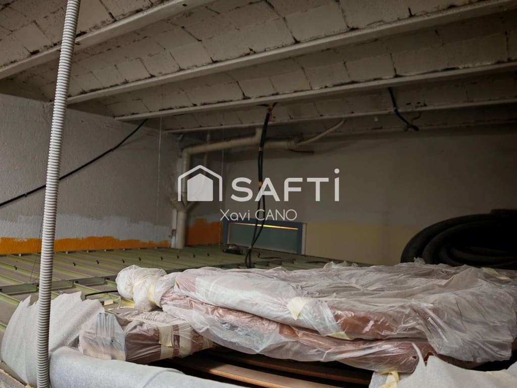 Komercyjne na sprzedaż w Barbera del Valles - 166 000 € (Ref: 9452020)