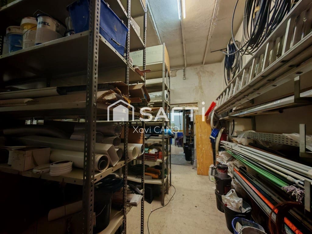 Komercyjne na sprzedaż w Barbera del Valles - 166 000 € (Ref: 9452020)