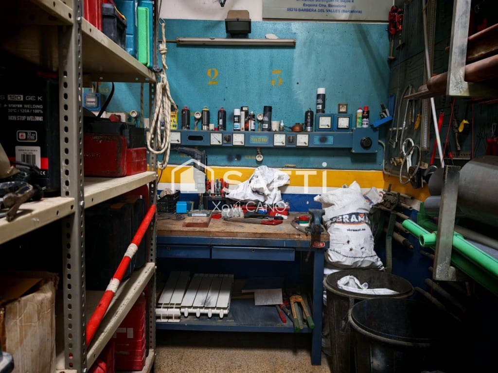 Komercyjne na sprzedaż w Barbera del Valles - 166 000 € (Ref: 9452020)