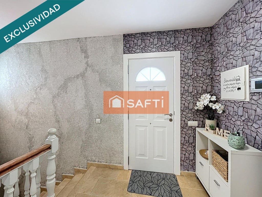 5 soverom Villa til salgs i Pacs del Penedes med svømmebasseng garasje - € 450 000 (Ref: 9456151)