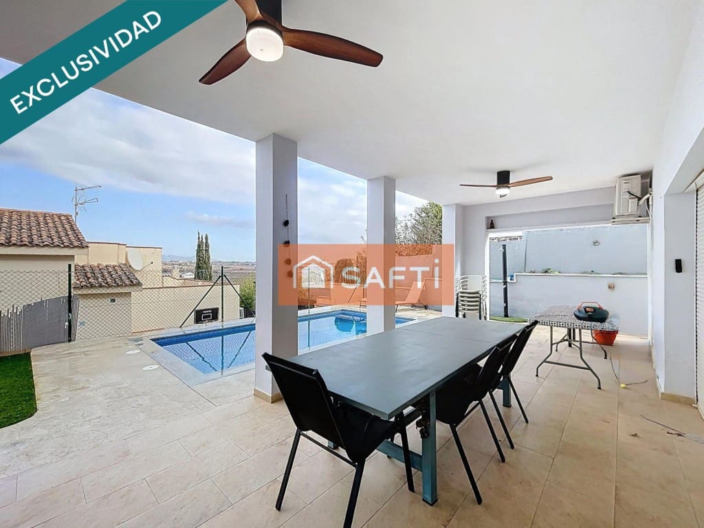 5 soverom Villa til salgs i Pacs del Penedes med svømmebasseng garasje - € 450 000 (Ref: 9456151)