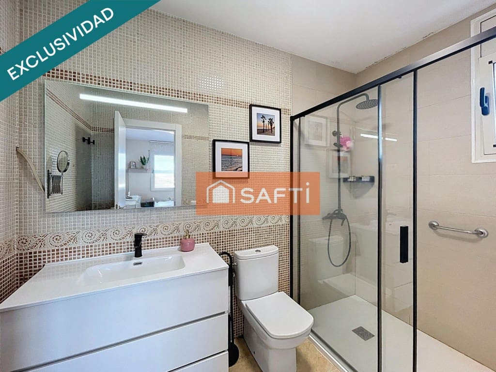 5 soverom Villa til salgs i Pacs del Penedes med svømmebasseng garasje - € 450 000 (Ref: 9456151)