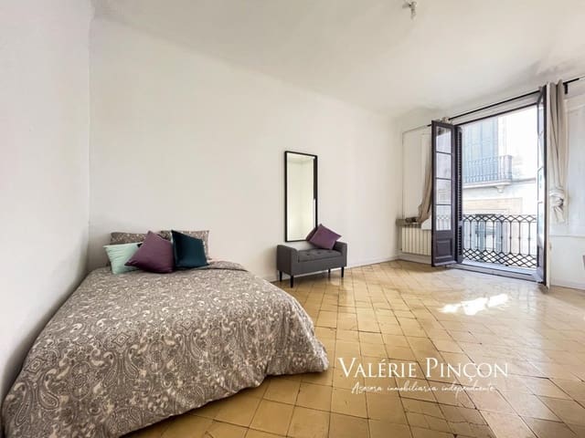6 bedroom Apartment for sale in El Barri Gòtic, Barcelona city - € 490,000 (Ref: 9456152)