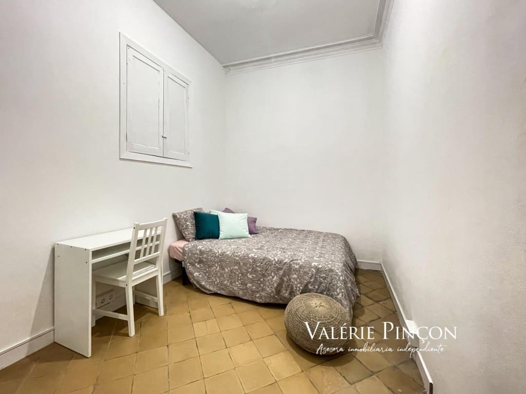 6 soverom Leilighet til salgs i Barcelona by - € 490 000 (Ref: 9456152)