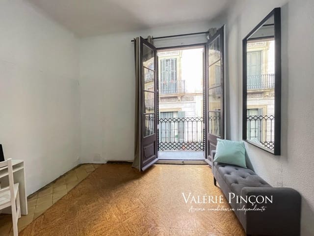 6 bedroom Apartment for sale in El Barri Gòtic, Barcelona city - € 490,000 (Ref: 9456152)