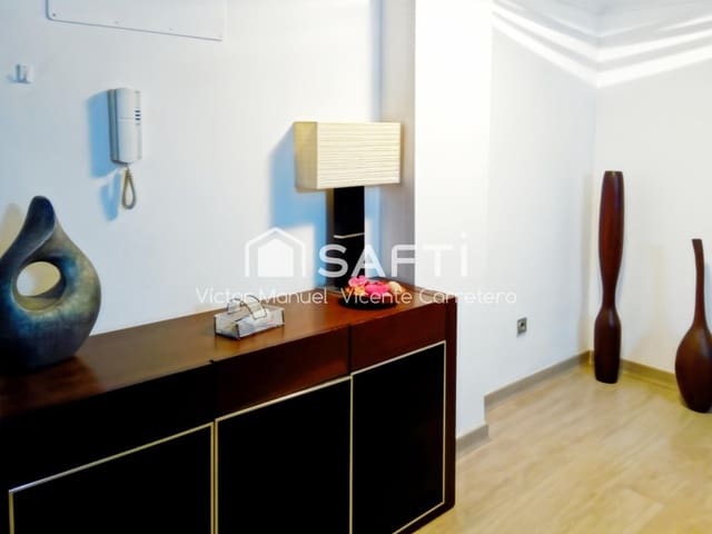 4 soveværelse Lejlighed til leje i Sagunto / Sagunt - € 1.200 (Ref: 9456158)