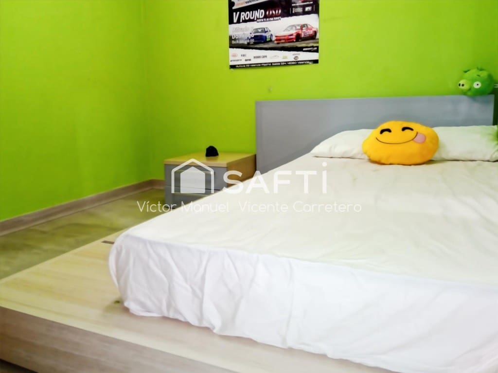 4 bedroom Apartment for rent in Sagunto / Sagunt - € 1,200 (Ref: 9456158)