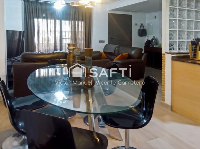 4 soveværelse Lejlighed til leje i Sagunto / Sagunt - € 1.200 (Ref: 9456158)