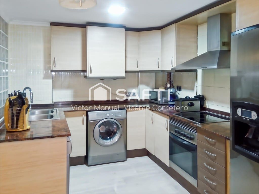 4 bedroom Apartment for rent in Sagunto / Sagunt - € 1,200 (Ref: 9456158)