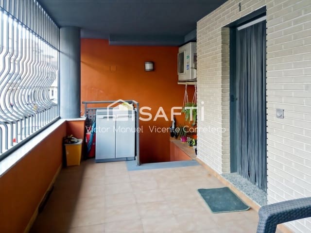 4 soveværelse Lejlighed til leje i Sagunto / Sagunt - € 1.200 (Ref: 9456158)