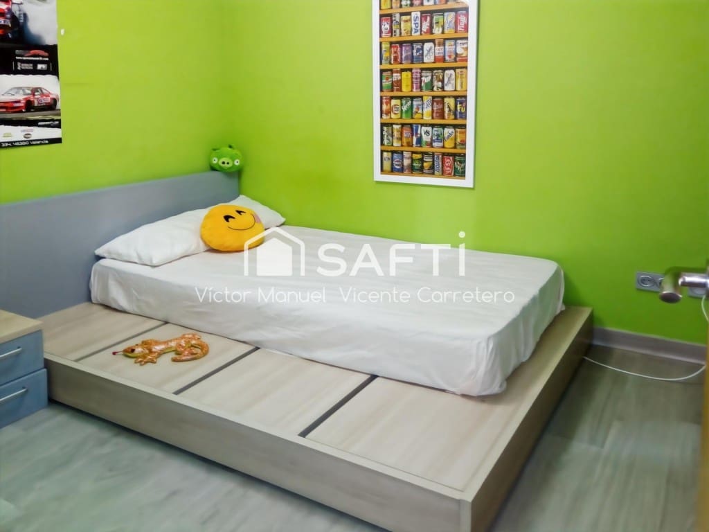 4 bedroom Apartment for rent in Sagunto / Sagunt - € 1,200 (Ref: 9456158)