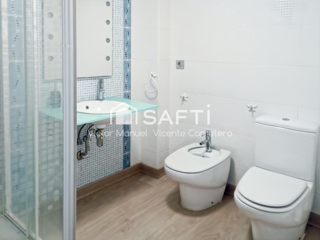 4 bedroom Apartment for rent in Sagunto / Sagunt - € 1,200 (Ref: 9456158)