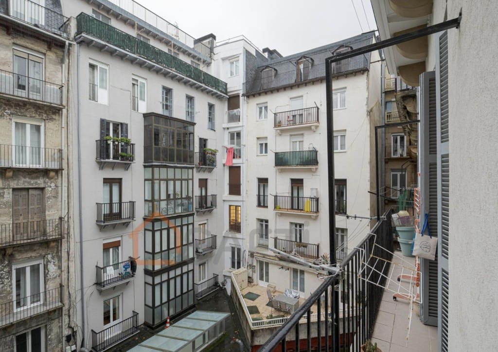 3 soverom Leilighet til salgs i Donostia-San Sebastian - € 650 000 (Ref: 9456162)