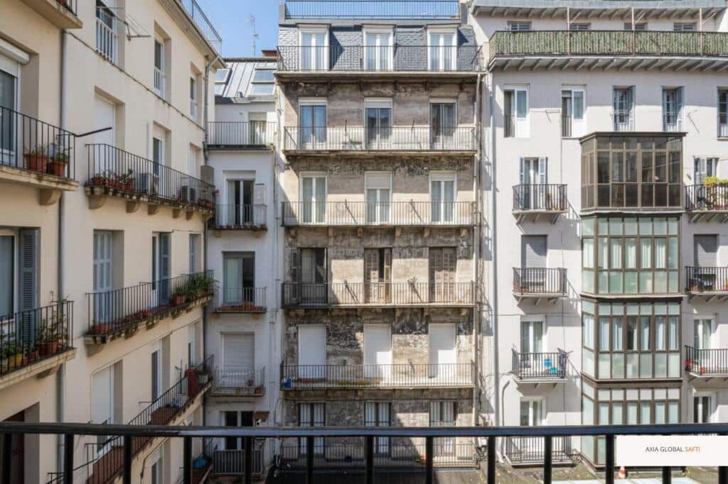 Apartamento de 3 habitaciones en Donostia-San Sebastián en venta - 610.000 € (Ref: 9456162)