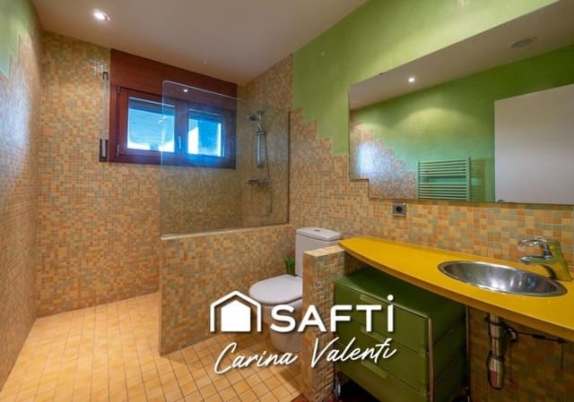 4 quarto Moradia para venda em Bescanó com garagem - 1 090 000 € (Ref: 9456163)