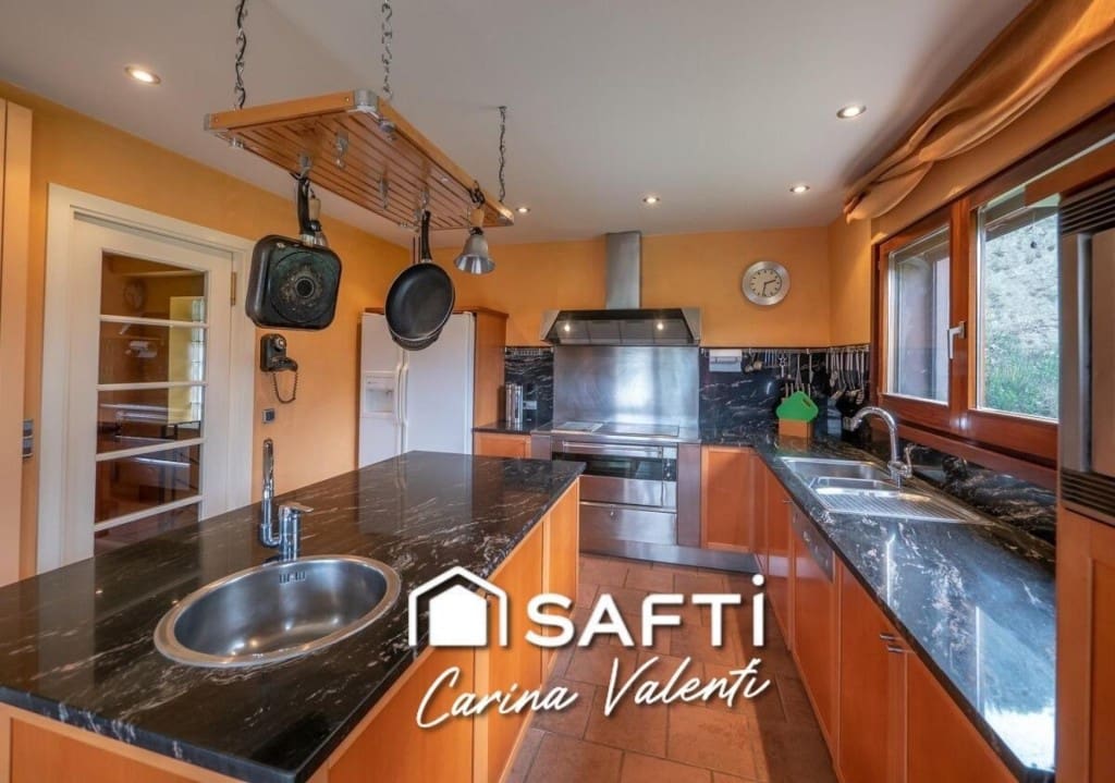 4 camera da letto Villa in vendita in Bescano con garage - 1.090.000 € (Rif: 9456163)